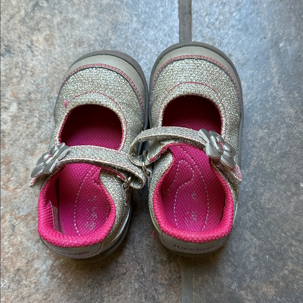 Surprize by Stride Rite toddler girls shoes - size 5